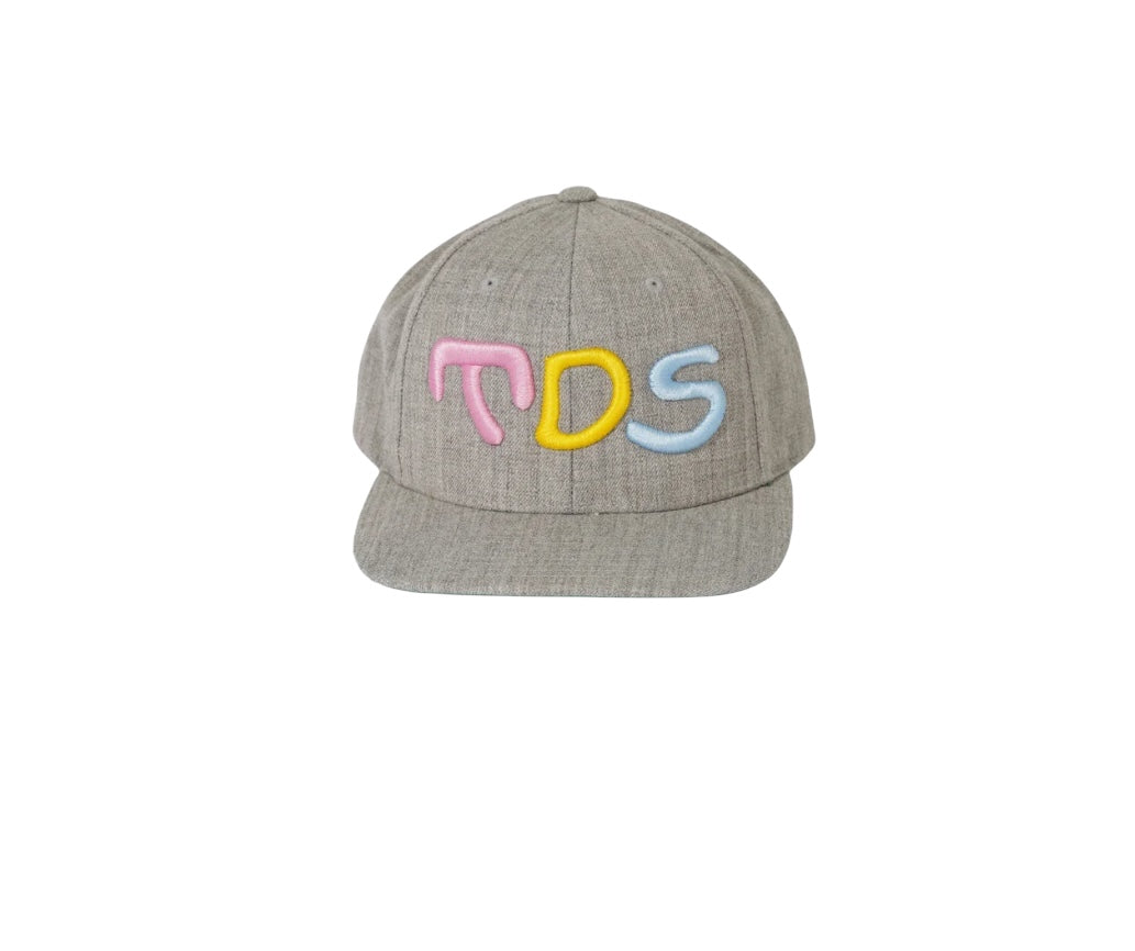 Twins Design Studio EMBROIDERED HAT