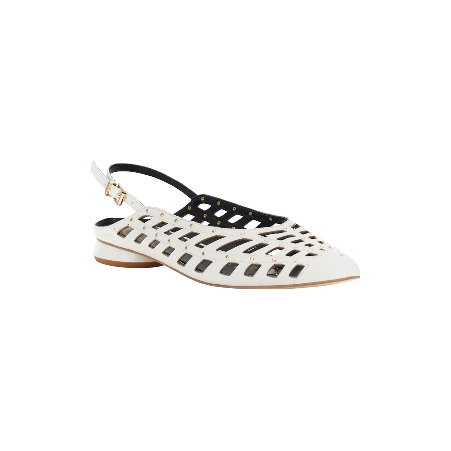 Slingback in nappa traforata con borchie e cinturino
