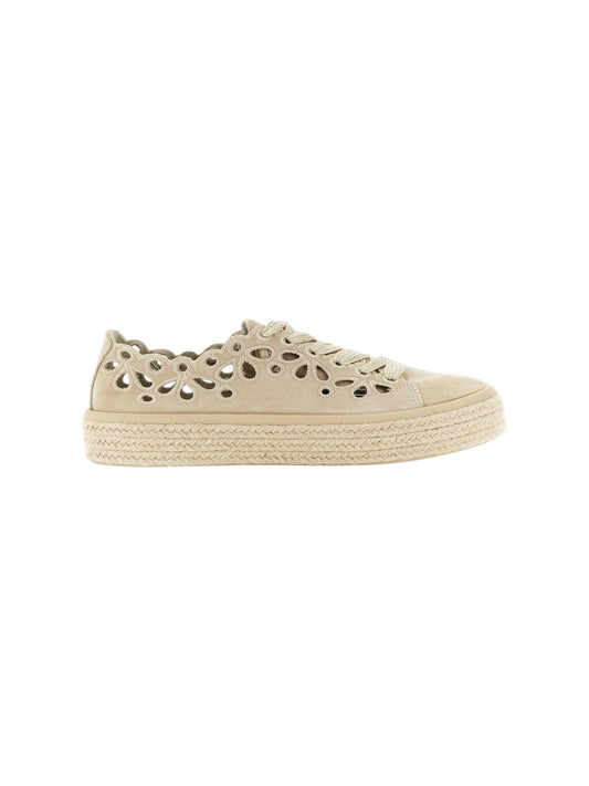 Sneakers in pelle con intagli laserati